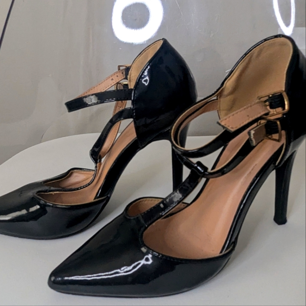 Journee Collection Black Heels